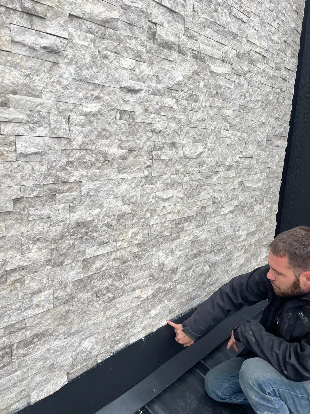Trim and flashing detail on a Sandstone Lakes siding job